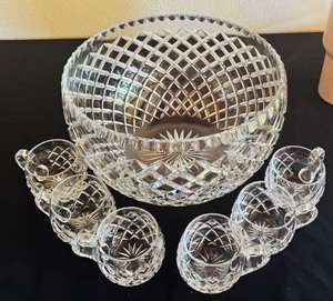 lot 82 image: Vintage Czech Crystal Punch Bowl and 6 Glasses