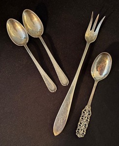 lot 77R image: Vintage Sterling Silver Seafood Fork and 3 Spoons Assortment