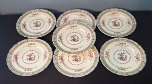 lot 109 image: Set of 7 Royal Doulton England Floral Patterned Plates