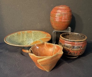 lot 220 image: Collection of 4 Studio Pottery Bowls and More