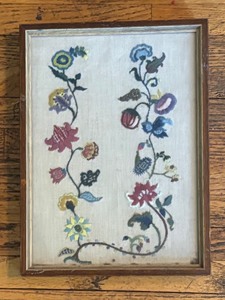 lot 239 image: Vintage Floral Framed Needlepoint Decor