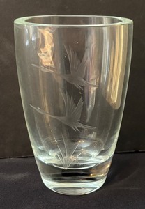 lot 294 image: Vintage Etched Crystal Vase with Crane Motif