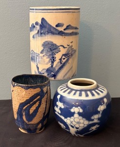 lot 297 image: Set of 3 Decorative Blue Ceramic and Porcelain Vases Assorted Designs