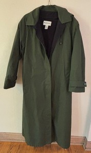 lot 326 image: Appleseeds Green Long Coat Size 12