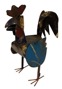 lot 423 image: Vintage Metal Rooster Decor