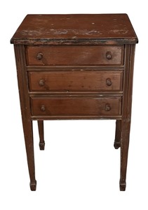 lot 437 image: Vintage Wooden Organizational Sewing Table