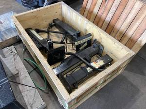 lot 393 image: RAM Heavy-Duty Trailer Stabilizer Jacks