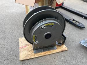 lot 397 image: Hannay Reels Industrial Heavy-Duty Metal Hose Reel
