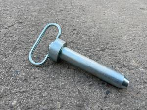 lot 401 image: Zinc-Plated Steel Quick-Release Pins with Retainer Ring