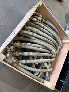 lot 408 image: Crate of Industrial Hoses, 1.25-inch Diameter, 200 PSI, 90 Short  26CL