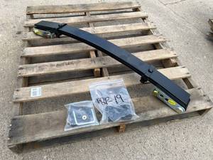 lot 433 image: Leaf Spring Suspension Kit with Mounting Hardware