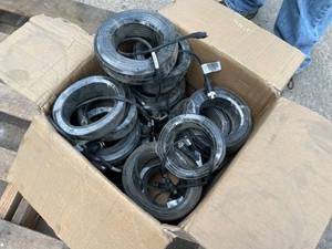 lot 434 image: Coiled Cable Assemblies with Connectors