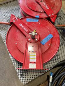lot 486 image: Reelcraft 83050 OLPRH Industrial Hose Reel