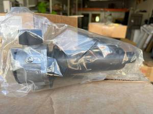 lot 512 image: Zinga Industries SLF108S0 SLE110 Hydraulic Filter Assembly