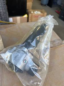 lot 516 image: Zinga Industries SLF108SO Hydraulic Filter Assembly
