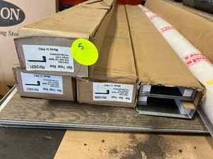 lot 5 image: 16 count - Stair tread nose - 4 cases
