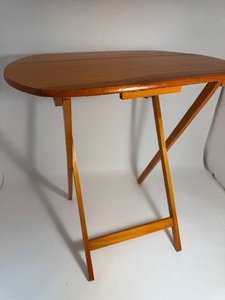 lot 9 image: Wood Folding Table