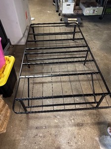 lot 31 image: Twin Metal Bed Frame