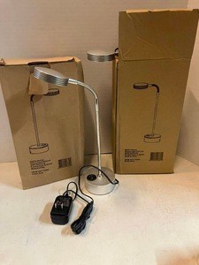 lot 67 image: Small Desk Lamps