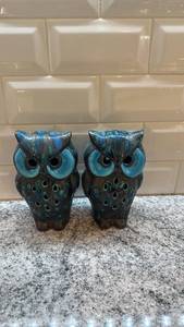 lot 39 image: Pair of Nordel Ceramic Owl Figurines Blue Green 6.5x4 Inch