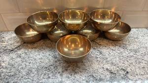 lot 73 image: Set of 8 CHUN Brass Bowls Made in Korea