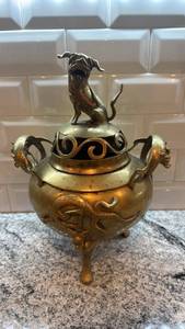 lot 93 image: Brass Chinese Incense Burner with Dragon and Foo Dog Lid, 13 in x 10 in
