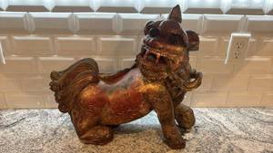 lot 108 image: Antique Carved Wood Foo Dog Statue, 16x17 Inches