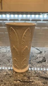 lot 117 image: GRACO 15-Inch Ceramic Vase with Leaf Pattern
