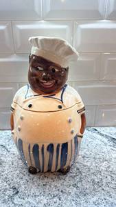 lot 137 image: Vintage Chef Cookie Jar Made in Japan 9.5 Inches Tall