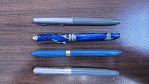 lot 158 image: Collection of 4 Vintage Fountain Pens Assorted Colors and Styles