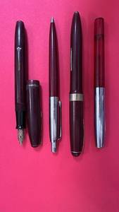 lot 168 image: Set of 4 Vintage Fountain and Ballpoint Pens Assorted Styles