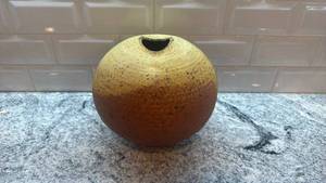 lot 180 image: Halling Pottery Stoneware Art Vase by Charles Halling 7.5 in x 8 in