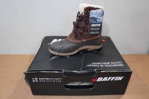 lot 4 image: Baffin Yellowknife Mens Boots - Size 7