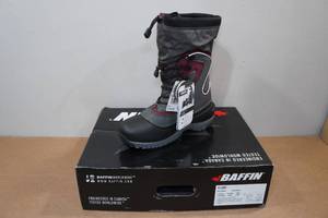 lot 5 image: Baffin Flare Womens Boots - Size 9