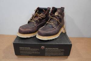 lot 9 image: Irish Setter Ashby Mens 6 Work Boots Style 83605 - Size 11