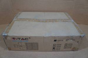 lot 151 image: V-Tac Shoebox 4000K 185W LED Area Light