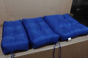 lot 108 image: Outdoor Chair Cushions