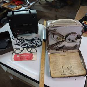 lot 11 image: Lot of 2 Vintage 8 MM - Brownie and Kodak