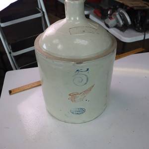 lot 21 image: Vintage Red Wing Jug - 18 tall Number 5