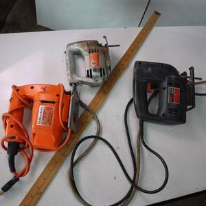 lot 66 image: Vintage Lot of 3 corded jig saws