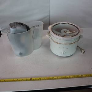 lot 140 image: Crock pot and mixer