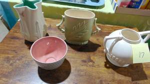 lot 17 image: 4 Pcs of Red Wing Pottery. All in Good Shape