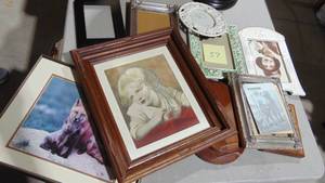 lot 57 image: Assorted Picture Frames
