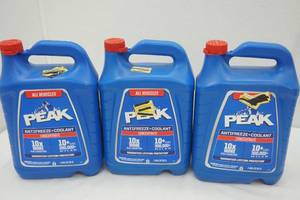 lot 14 image: AntifreezeCoolant Concentrate 1 GAL x 3ct
