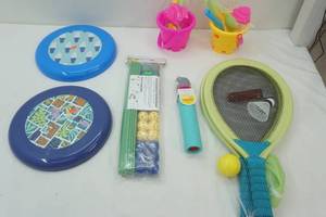 lot 62 image: Outdoor Games and Toys