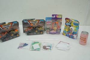 lot 107 image: Toys and Crafts