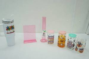 lot 147 image: Super Mom Tumblr, Glass Halloween Glasses, Jewelry and Scrunchie Holders