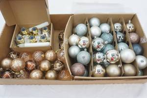 lot 163 image: Christmas Ornaments & Window Candles