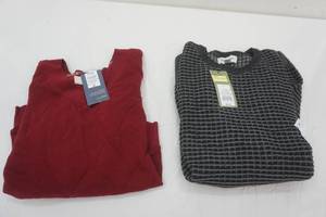 lot 207 image: Sweaters (2ct) Womens XS & Mens L