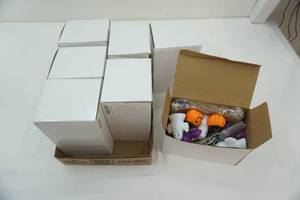 lot 227 image: Halloween Party Decor